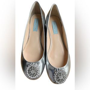 Betsey Johnson Women’s Silver Flats with Jeweled Accent, Size 7.5